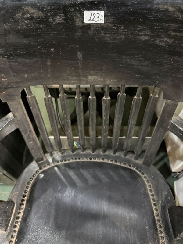 Antigua Silla de Escritorio Reclinable de Roble con Detalles