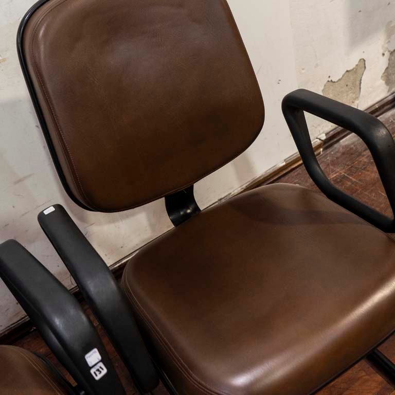 Item 2104445 - Image 1