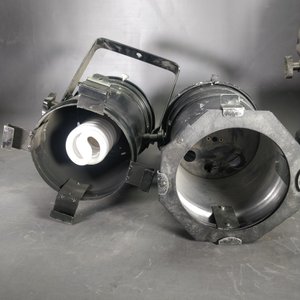 Lote de 4 Tachos Reflectores Profesionales Sin Lámparas - imagen 6
