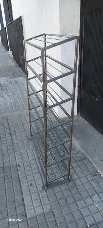 Estantería de metal para almacenamiento - imagen 3
