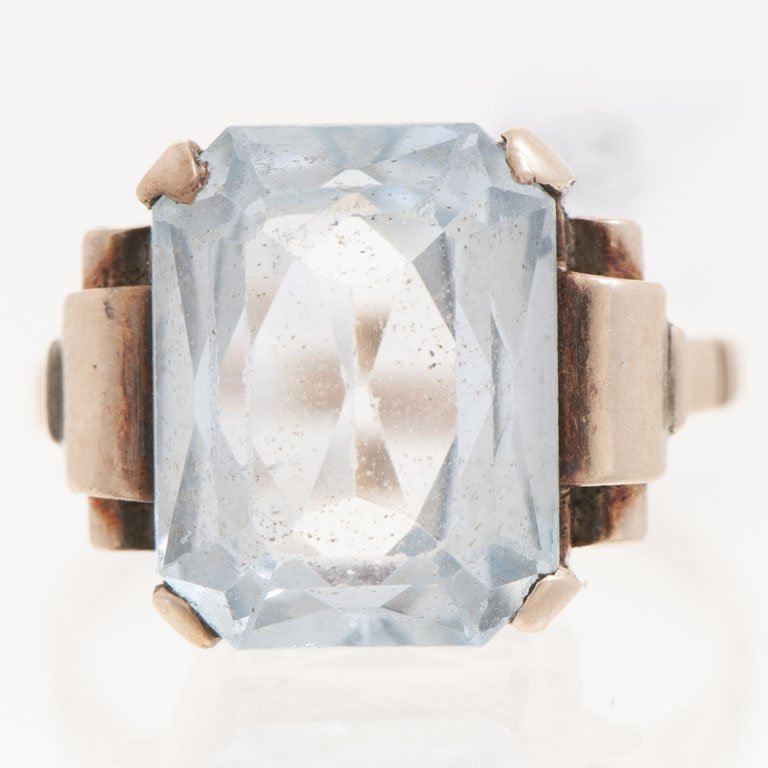Lote anterior: Anillo de Oro con Aguamarina
