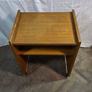 Rack de TV enchapado en madera con ruedas - imagen 4