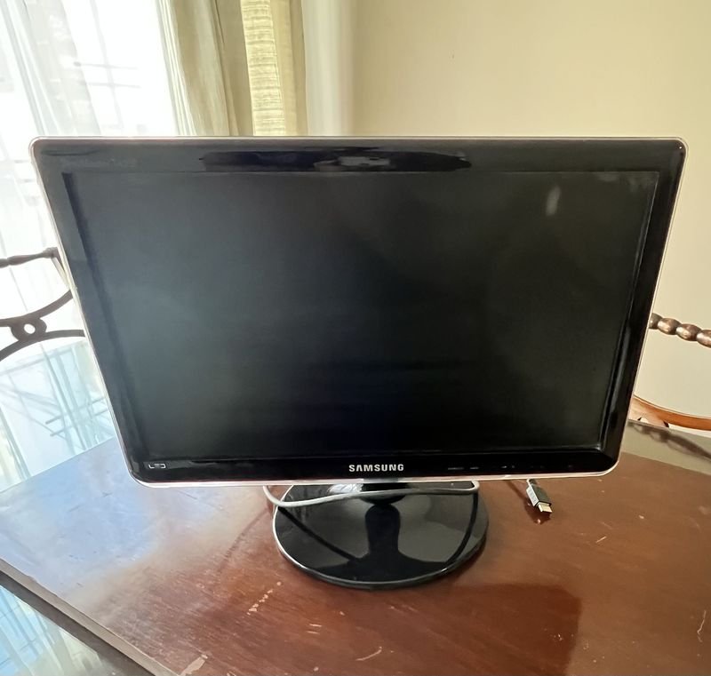 Item 878885 - Image 0