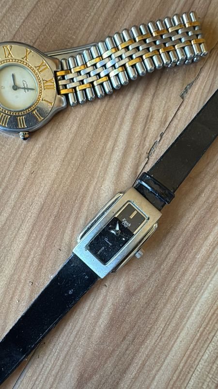 Reloj pulsera original con movimiento de cuarzo - imagen 1