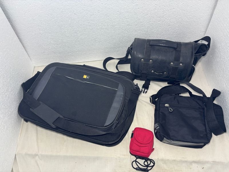 Lote de Bolsos, Maletines y Mochilas Negras Variadas