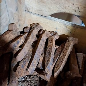 30 Clavos de Ferrocarril Antiguos - imagen 4