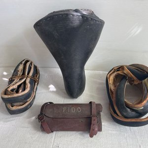 Caja de Herramientas de Cuero para Bicicleta Antigua "Fido" y Cámaras de Carrera - imagen 7