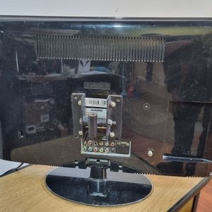 Televisor Panavox LED 23" con Base Giratoria - Funciona - imagen 3