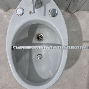 Bidet de Cerámica Blanco con Grifería - imagen 8