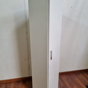 Mueble Auxiliar Blanco con Puerta, Estantes y Perchas - imagen 3