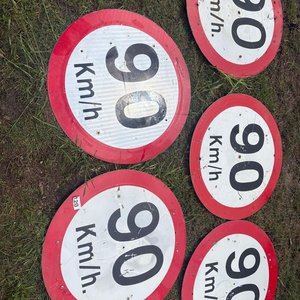 Lote de 5 Carteles Señalización Vial Límite 90 Km/h - imagen 5