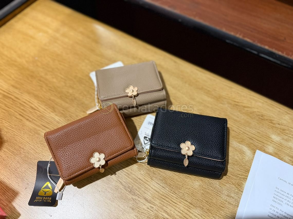 Set de Carteras y Perfumes de Mujer