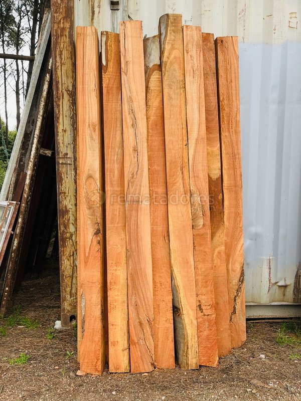 Lote de Tablas de Madera Natural - imagen 1