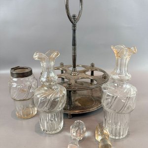 Juego de Aceitera y Vinagrera Christofle con Soporte Bañado en Plata - imagen 2