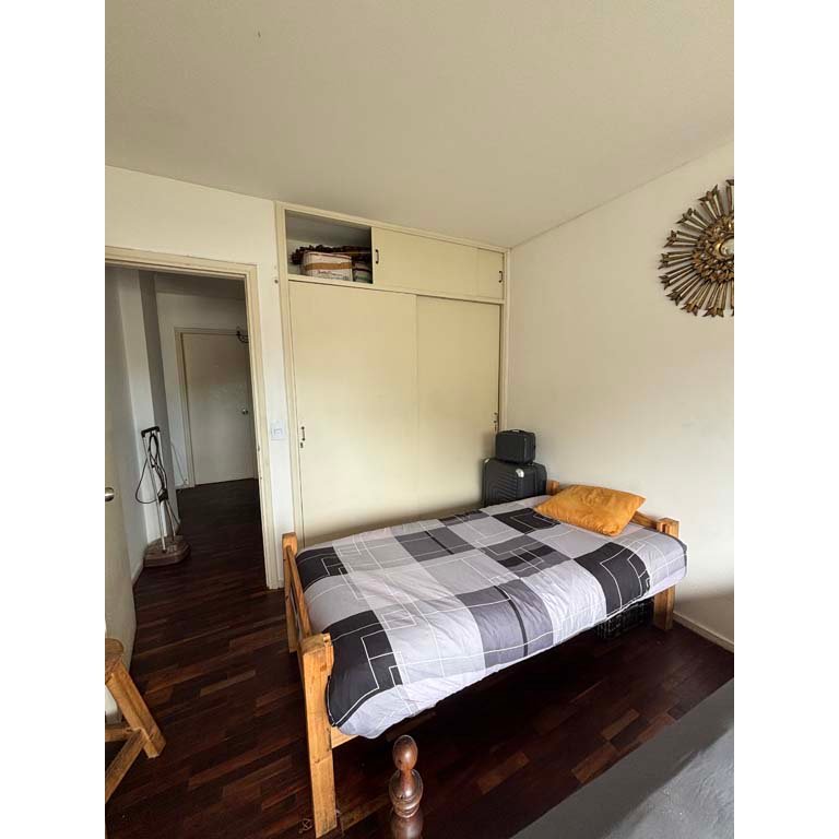 Item 2114421 - Image 10