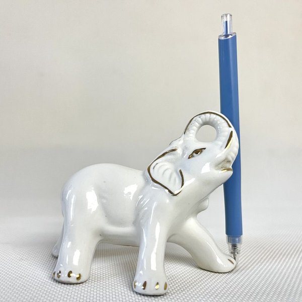 Figura de Elefante en Cerámica con Detalles Intricados - imagen 2