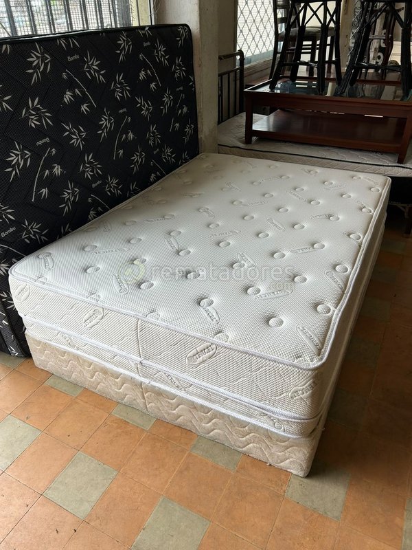 Colchón de Sommier con Base