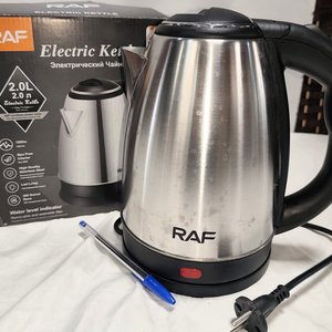 Pava Eléctrica RAF de Acero Inoxidable 2.0L con Caja - imagen 1