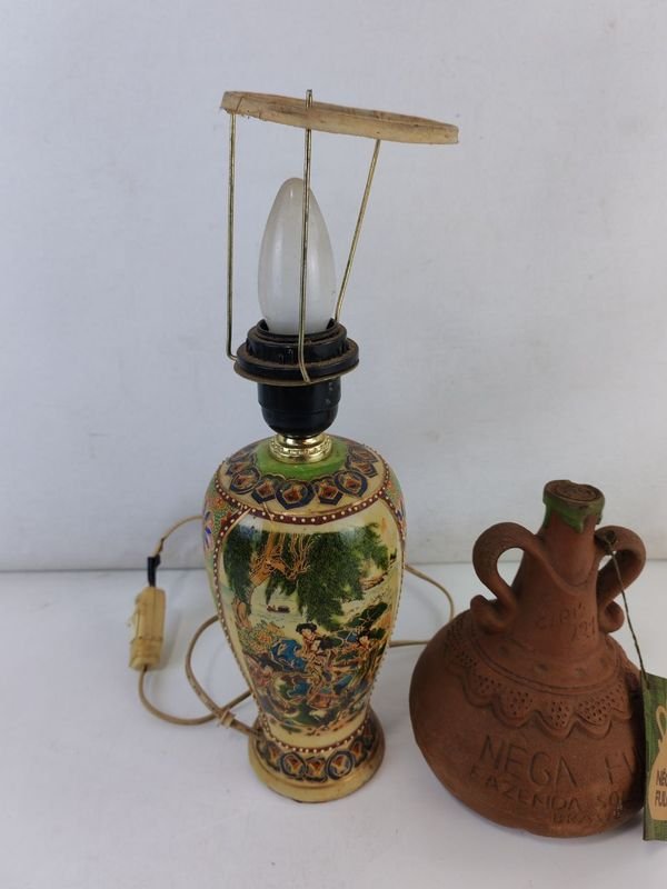 Jarroncito Y Lampara Funcionando: Pieza Decorativa con Diseño Elegante - imagen 8