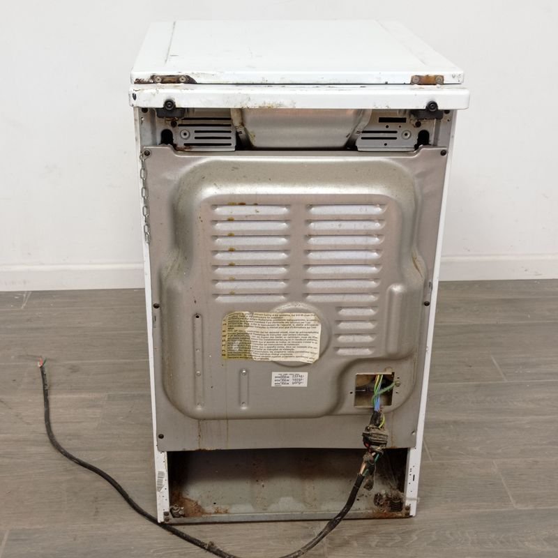 Cocina marca ARISTON, electrodoméstico en mal estado - imagen 8