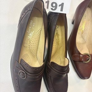 Lote de 5 Pares de Zapatos de Cuero para Mujer - Talle 36 - imagen 3