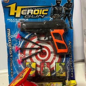Lote de Juguetes: Princesa, Pistola, Auto, Helicópteros, Burbujero y Más - imagen 6