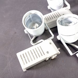Lote de 3 Focos de Techo Blancos Nuevos en Caja - imagen 3