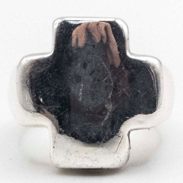Anillo de Plata Hueco con Diseño Cruz - imagen 1