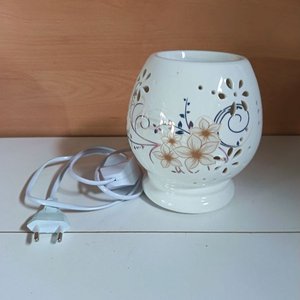 Par de Hornitos Aromáticos de Cerámica con Diseño Floral y Buda - imagen 2