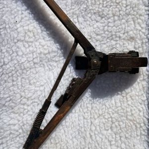 Pinza de Metal para Herramientas - imagen 4