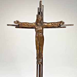 Cruz de Hierro con Cristo de Bronce, Altura 35 cm - imagen 2