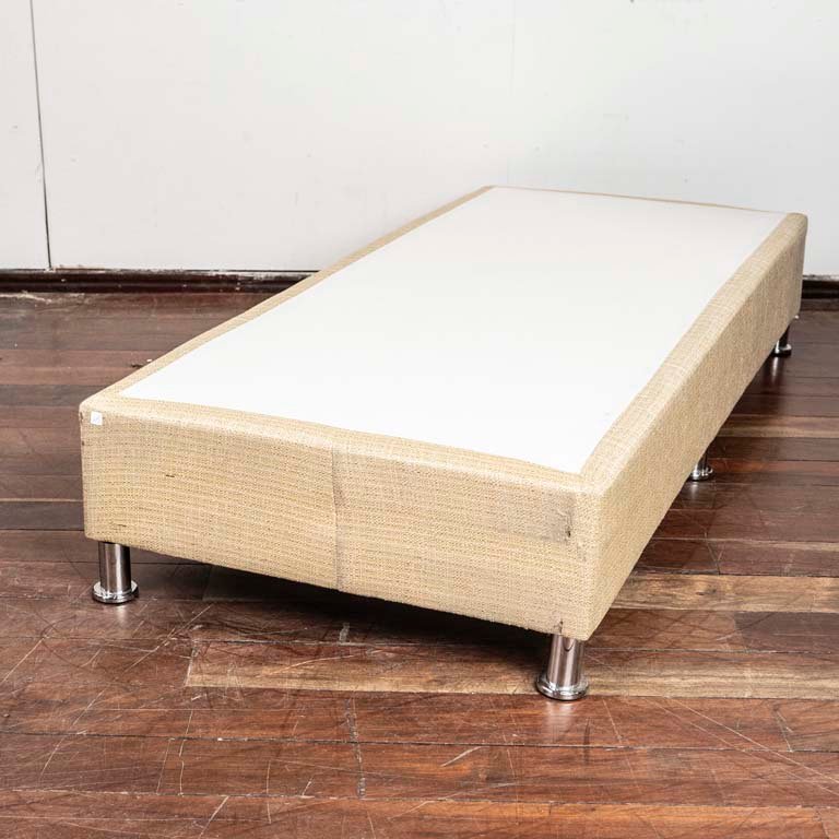 Item 2113893 - Image 0