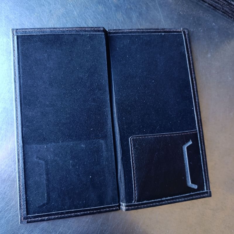 Porta Cuentas para Restaurante en Símil Cuero - imagen 3