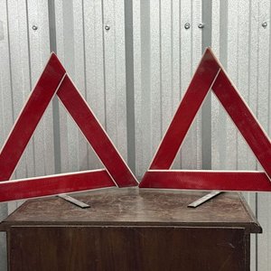 Triángulos de Seguridad Vial Plegables Reflectivos - imagen 2