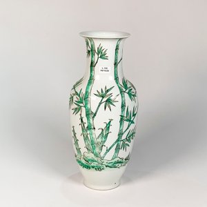 Lote anterior: Florero de Porcelana Blanca con Decoración de Bambú - 36 cm