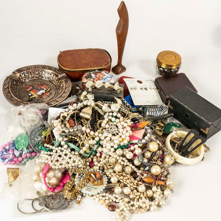 Item 2113452 - Image 0