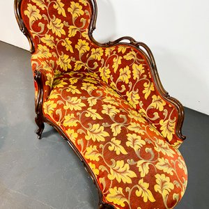 Diván Victoriano Madera Caoba Tapizado Rojo y Beige con Patas Curvas y Ruedecillas - imagen 2