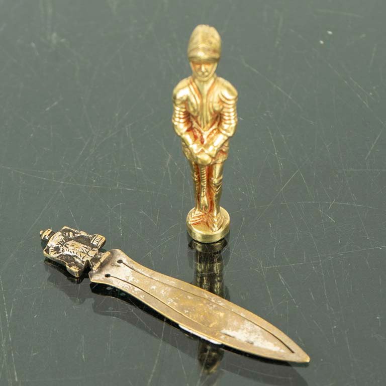 Item 2103978 - Image 0