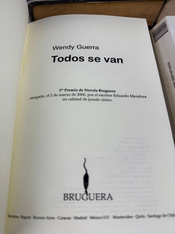 Colección de 6 libros de novela histórica y policial - imagen 10