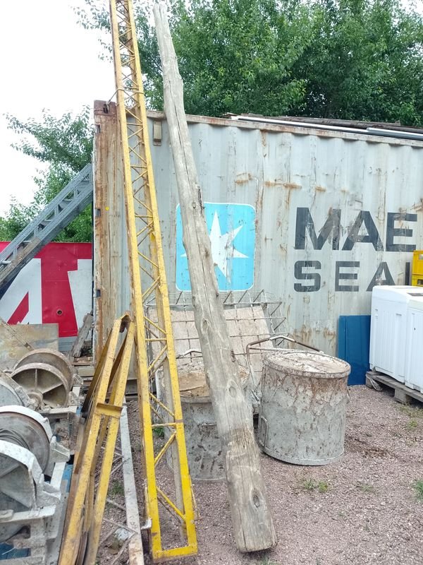 Taller de construcción y grúa para venta - imagen 1