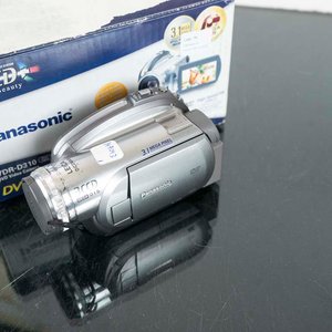 Videograbadora Panasonic DVD-D310 con Accesorios - imagen 2