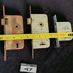 Lote de 3 Cerraduras y Accesorios, Varias Medidas - imagen 6