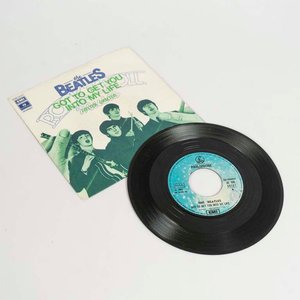 Lote siguiente: Disco Vinilo Single The Beatles "Got To Get You Into My Life" Serie Especial Coleccionistas Apple EMI Italia