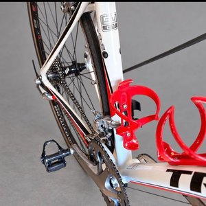 Bicicleta de Ruta Trek Rodado 28 con Acoples Aerobar y Accesorios - imagen 2