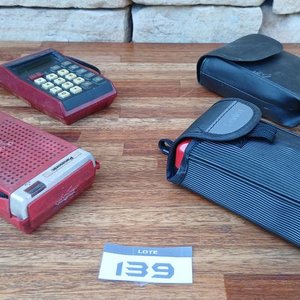 Lote de Colección: Radio Panasonic R-1029, Calculadora Eletac, Cámaras Kyocera Yashica y Konica Pop - imagen 1