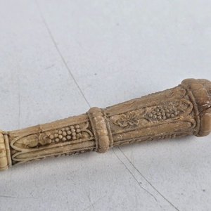 Cuchillo Criollo Pequeño con Vaina y Mango Tallado - imagen 5