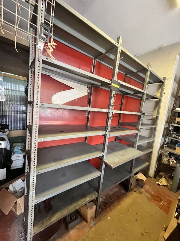 Lote siguiente: Estantería metálica 3 módulos para almacenamiento