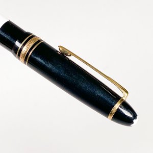 Pluma Fuente Mont Blanc Oro 14k Negra y Dorada - imagen 5