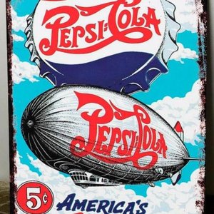 Lote siguiente: Cartel Metálico Decorativo Pepsi Cola "America's Biggest 5¢ Nickel's Worth"