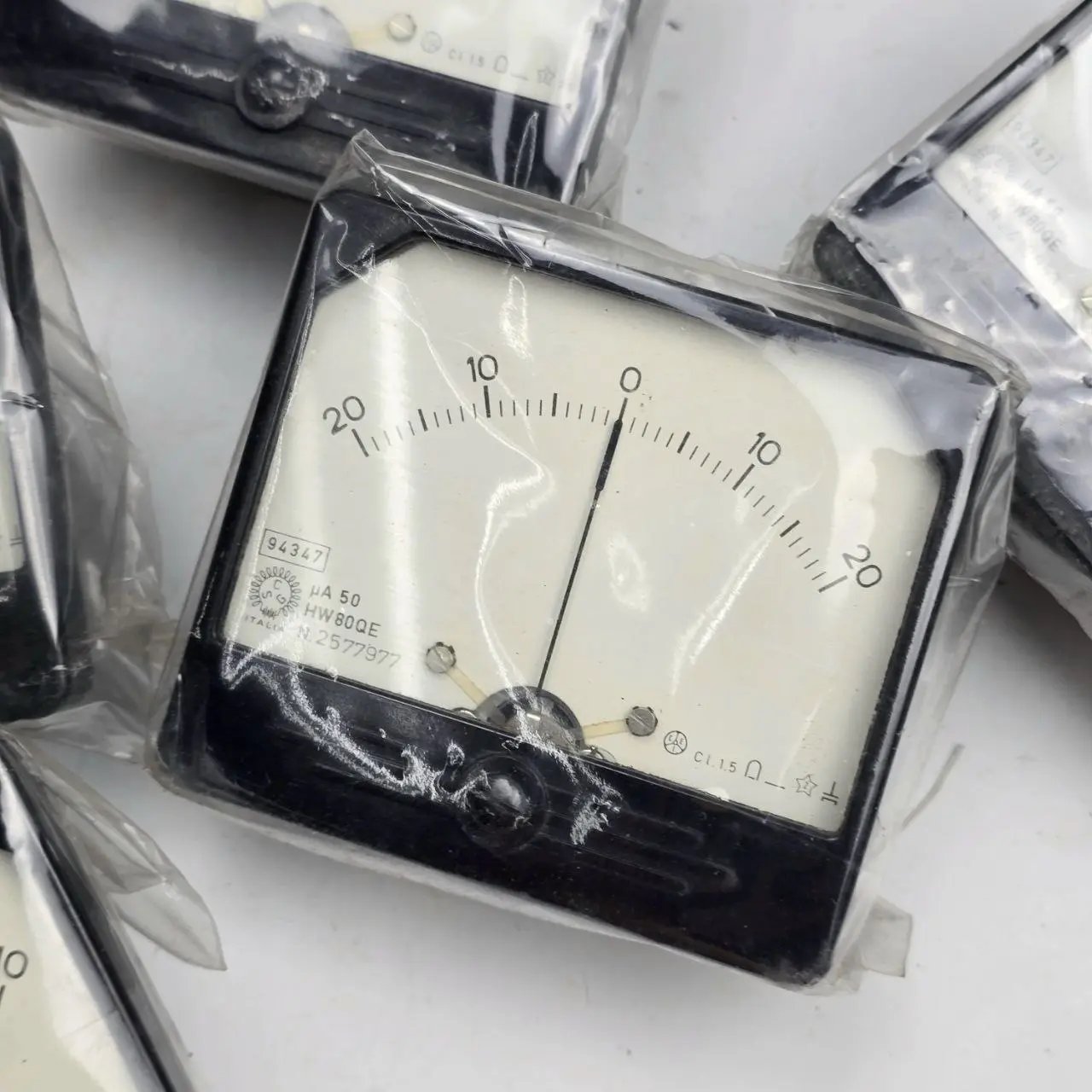 Item lote-14-miliamperimetros-y-amperimetros-6-piezas - Image 3